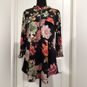 Floral long sleeve shirt with zipper in the front